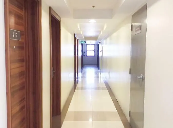 Modern Boutique Studio At Horizons 101 *